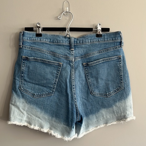Gap jean shorts - Picture 2 of 3